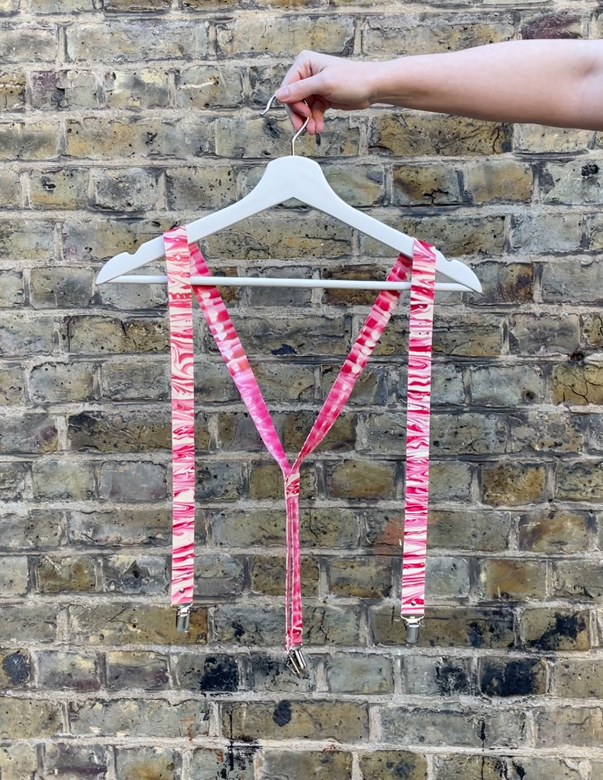 Braces, Off White/Bright Red, 35-39" Length